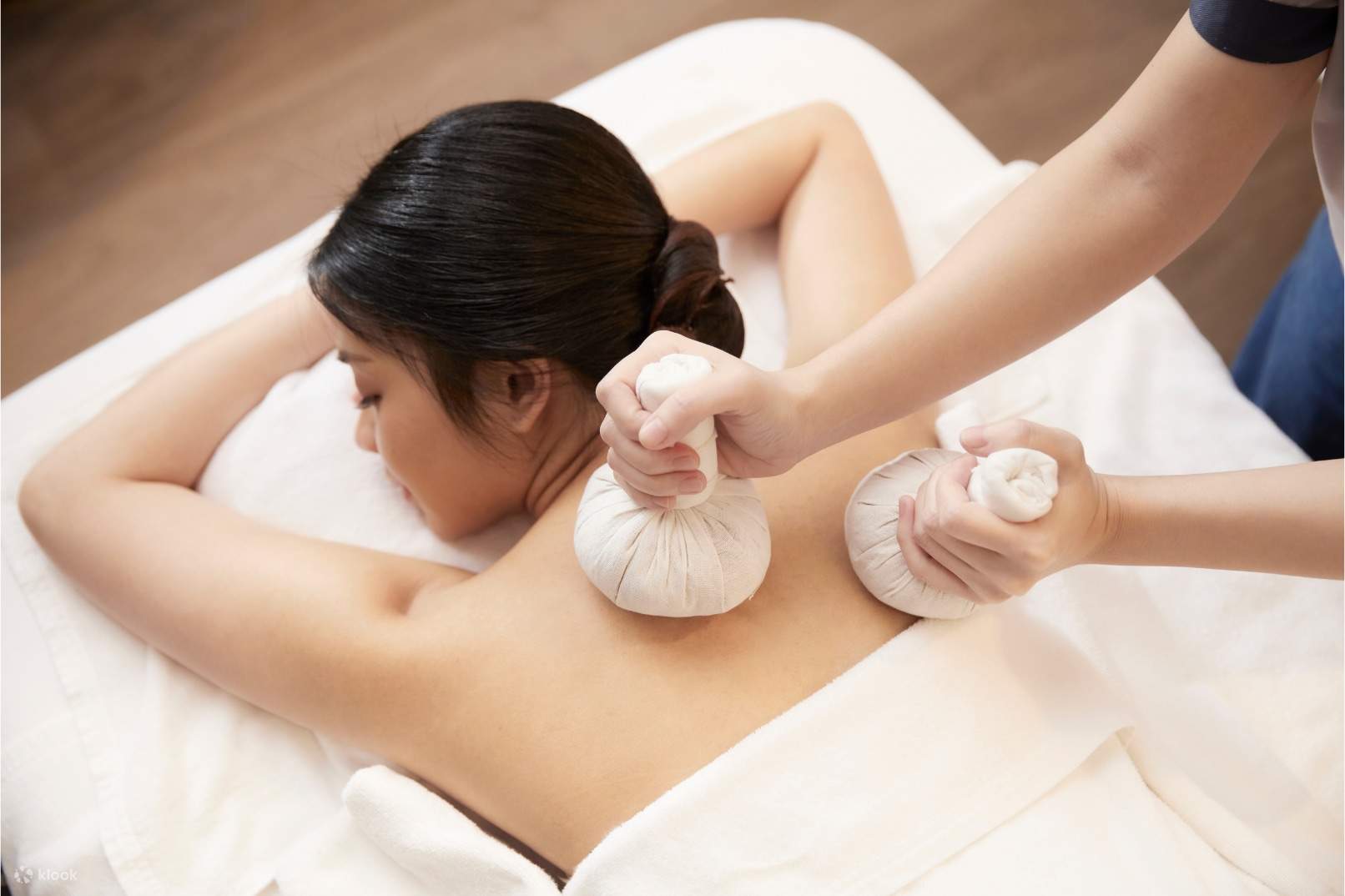 Thai massage Massage Montreal