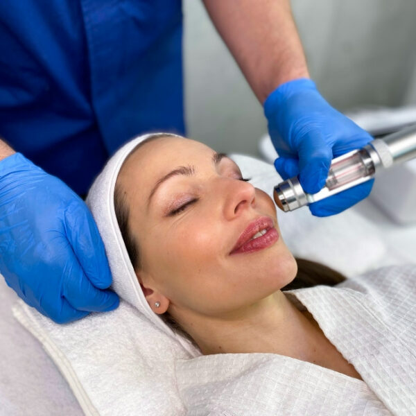 Facial Anti Age-Needleless Mesotherapy