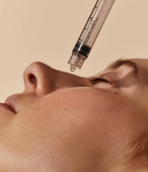 pores-Soins du visage Montreal-montreal facial treatments-microneedling Montreal-mesotherapy-meso treatment-Procell Microchanneling- Chemical Peels Montreal-Me Line peel-Chemical Peels Montreal